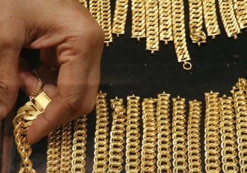 Is selling gold taxable income?